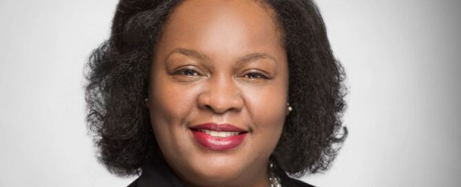 Sharmane Andrews headshot.