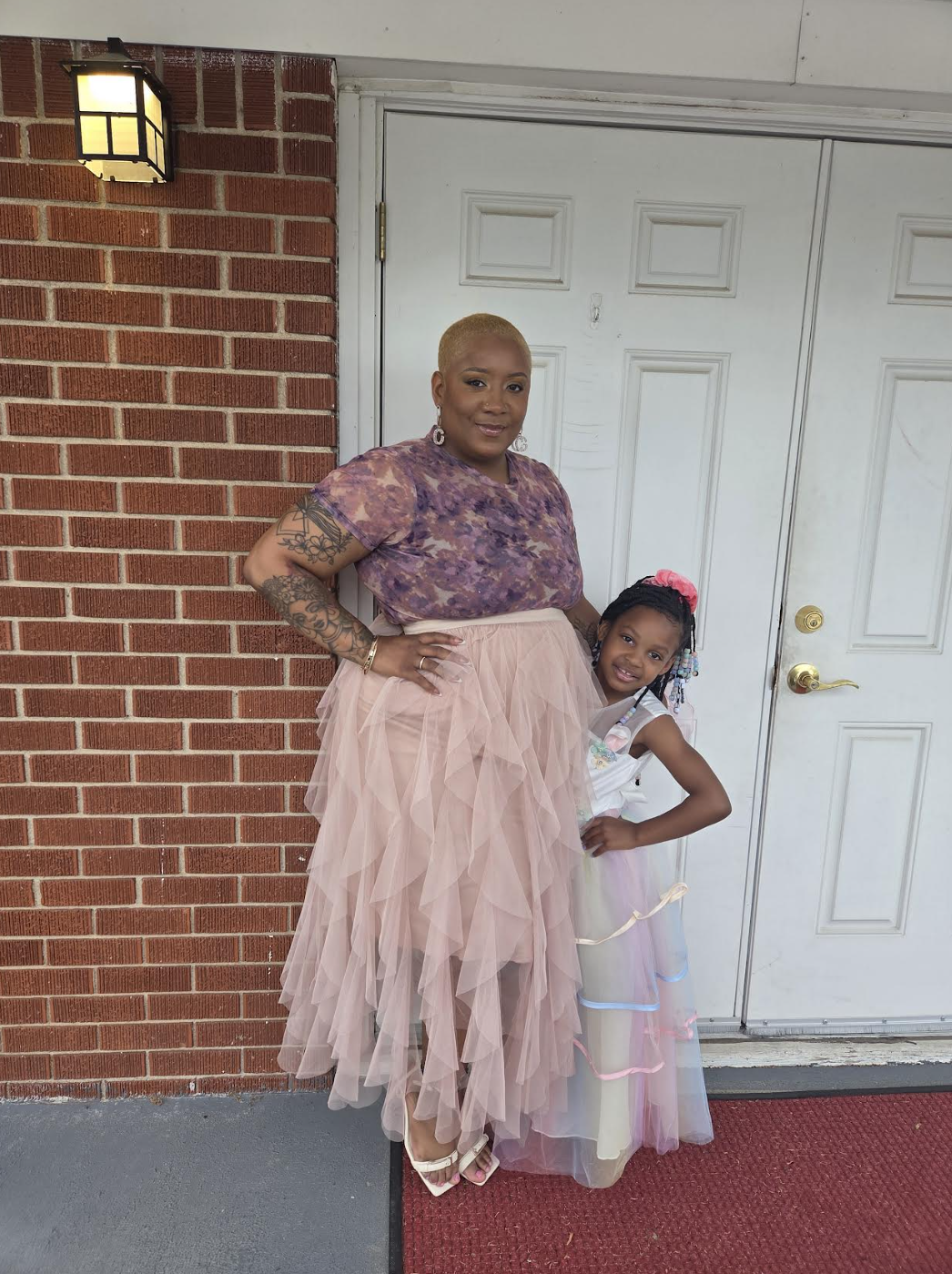 Kristy Browning poses with her daughter, Aria.